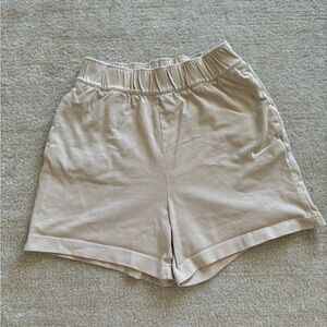Cream Cloth Nike Shorts - Size XS